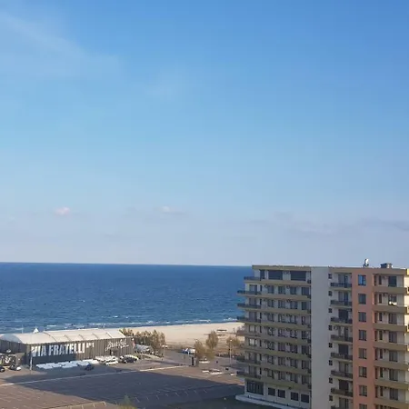 David Summerland Apartment *