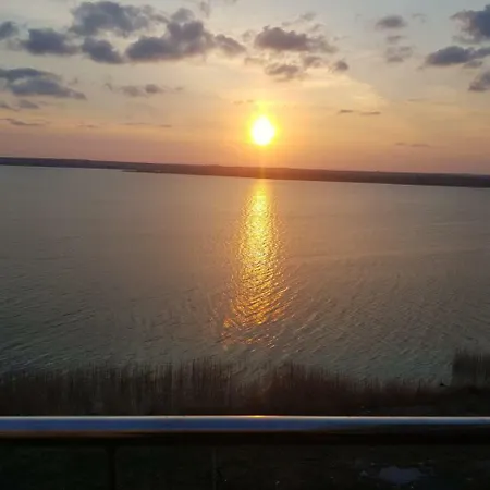 דירה David Summerland *