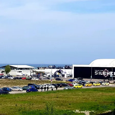 David Summerland דירה מאמאיה