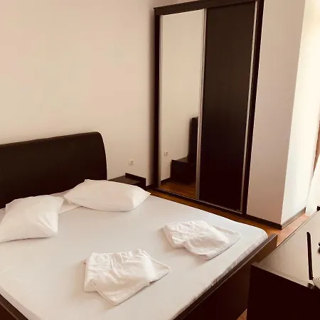 דירה David Summerland