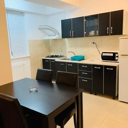 דירה David Summerland *