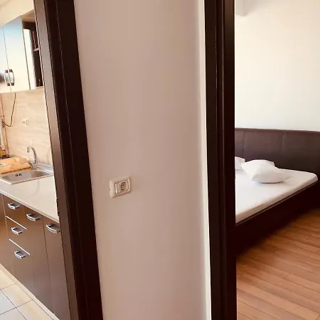 David Summerland מאמאיה