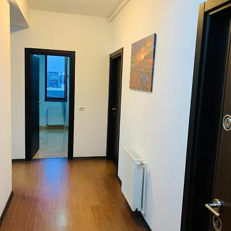 דירה David Summerland *